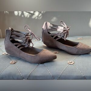 Fioni Women’s Flats